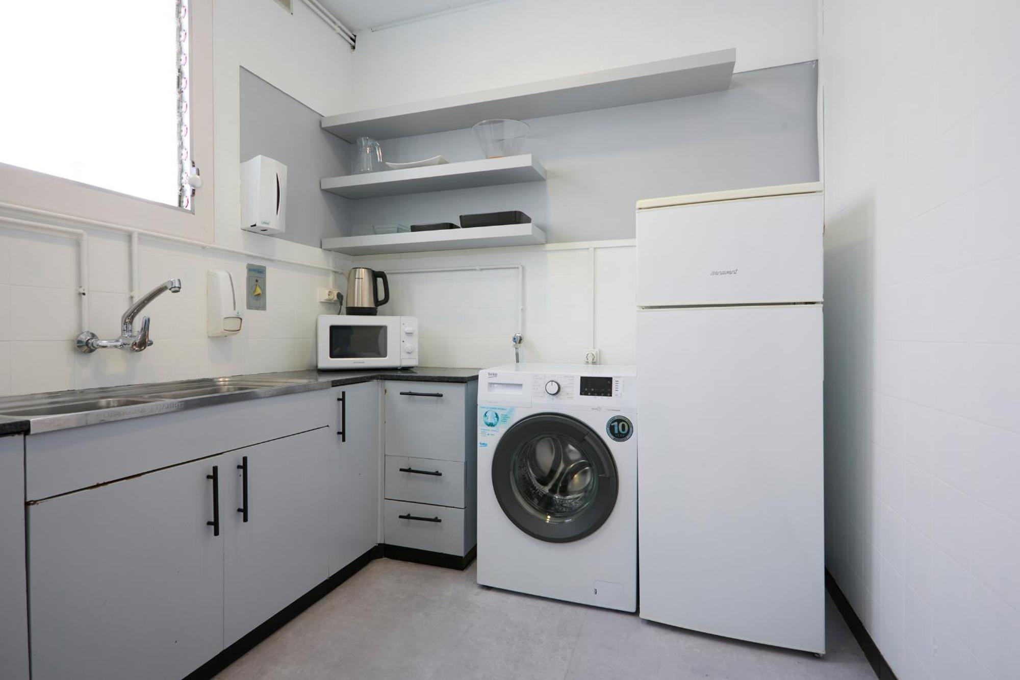 63Par1016- Sunny Apartment In Paralel バルセロナ エクステリア 写真